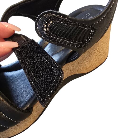 Clarks Collection Womens Chelseah Gem Angle Strap Wedge Sandal Size 7M Black - Picture 11 of 11